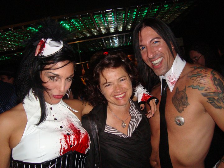 With F.N Vegas & Heather Lagenkamp at Rue Morgue Magazines : THE Festival Of Fear (Toronto, Canada)2009.