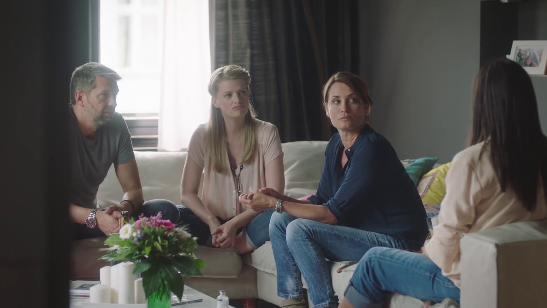 Still of Kai Wiesinger, Katja Wagner and Anja Kling in Der Lack ist ab (2015)