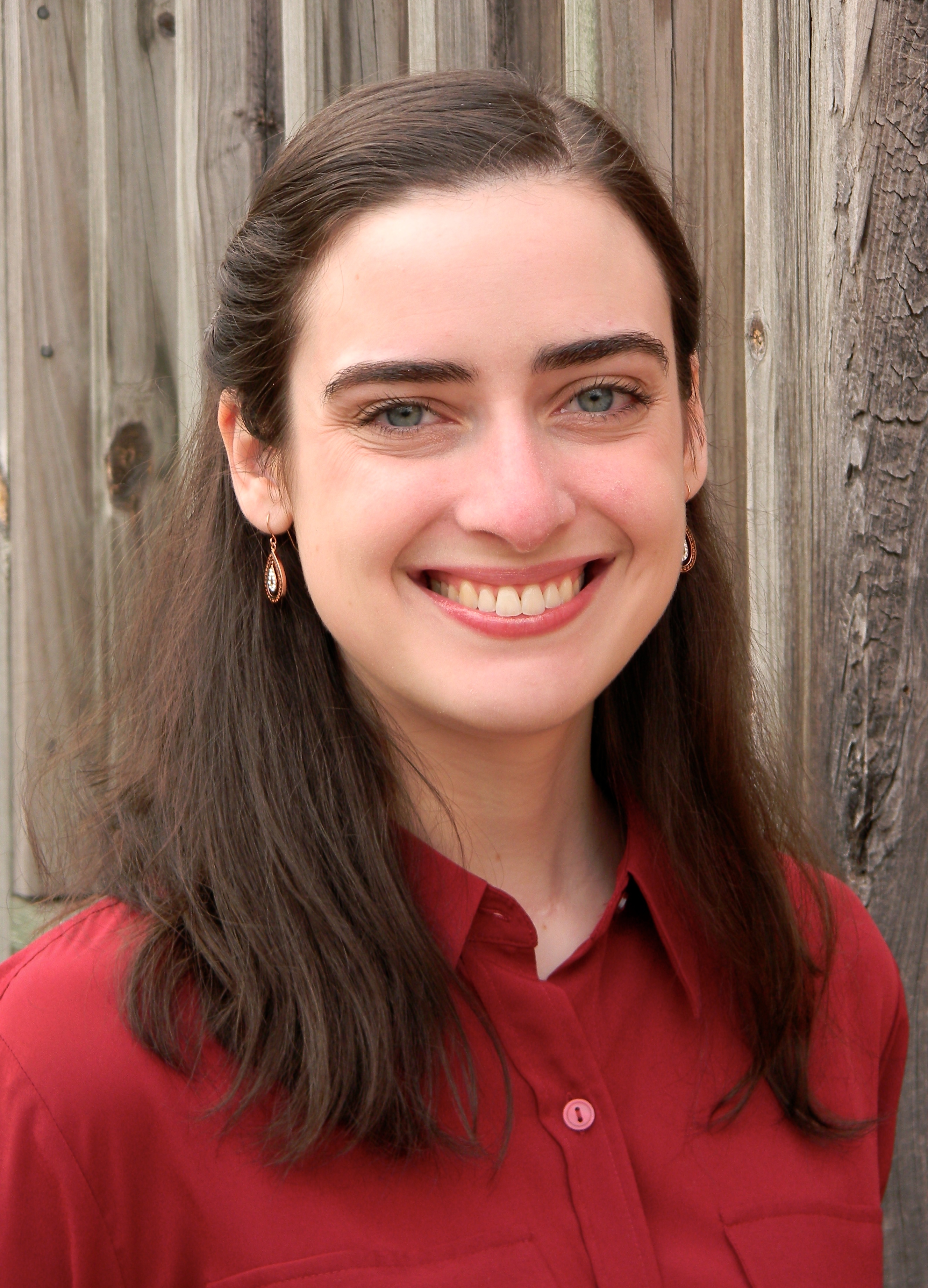 Headshot of Elizabeth Hagale