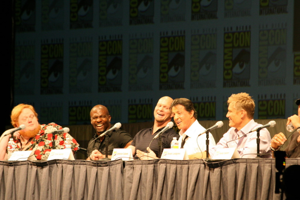 Dolph Lundgren, Sylvester Stallone, Harry Jay Knowles, Steve Austin and Terry Crews at event of The Expendables (2010)