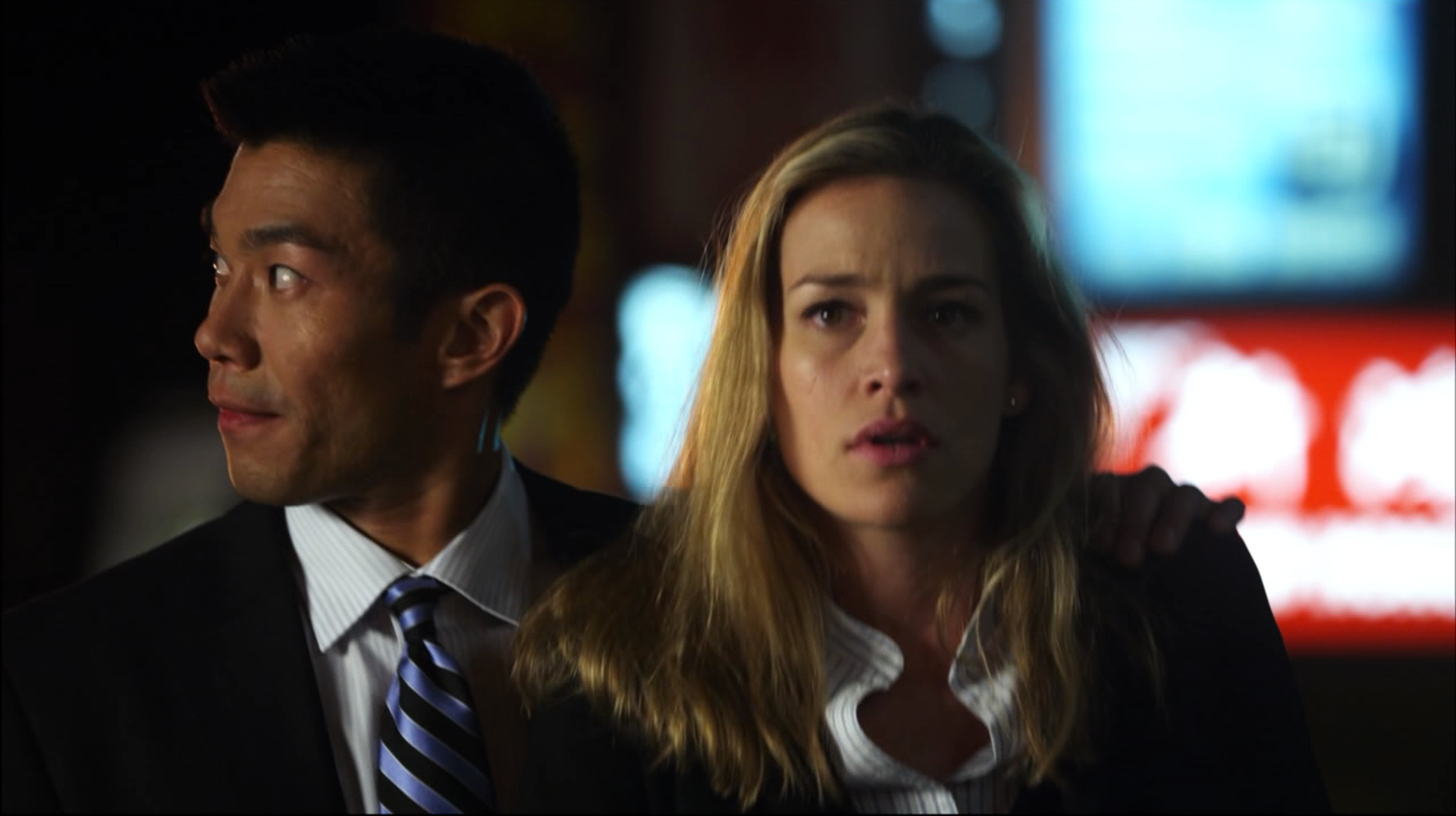 Still of Nelson Lee and Piper Perabo in Covert Affairs (2011)