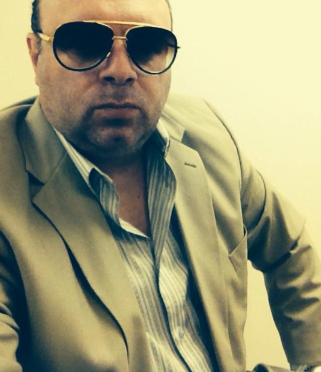 Cuban businessman on Alpha House 2014