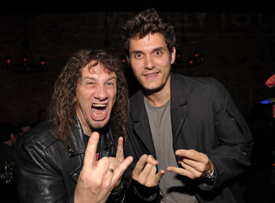 John Mayer and Steve 'Lips' Kudlow at event of Anvil: The Story of Anvil (2008)