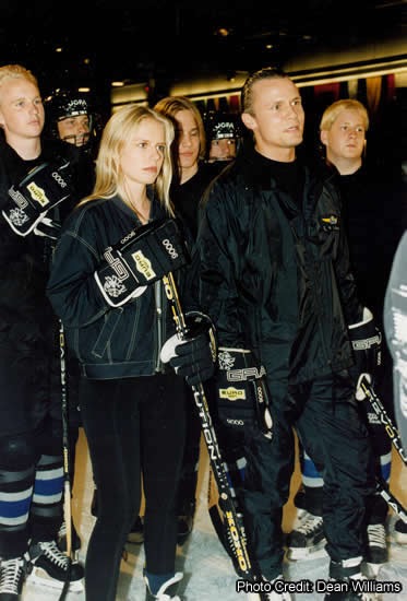 Still of Carsten Norgaard and Maria Ellingsen from D2: Mighty Ducks