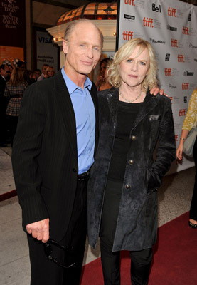 Ed Harris and Amy Madigan