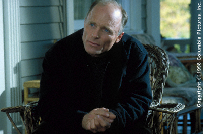 Ed Harris stars as Luke Harrison