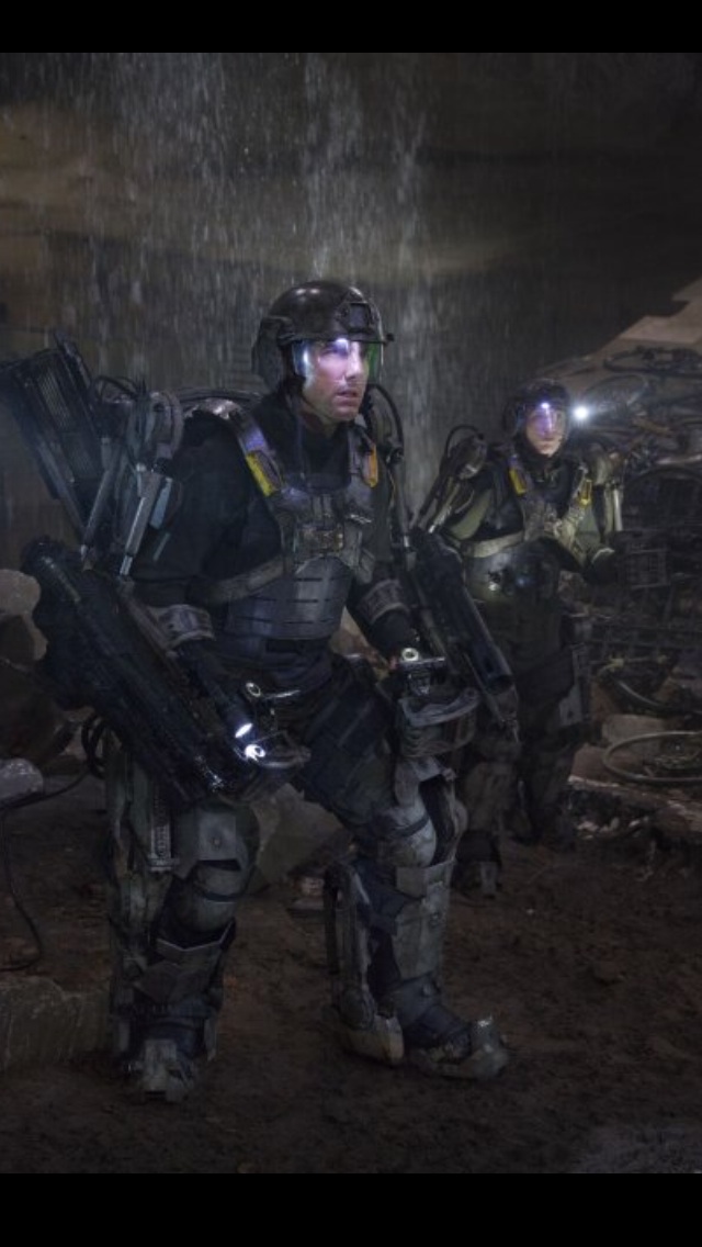 On set 'Edge of Tomorrow' with Tom Cruise.