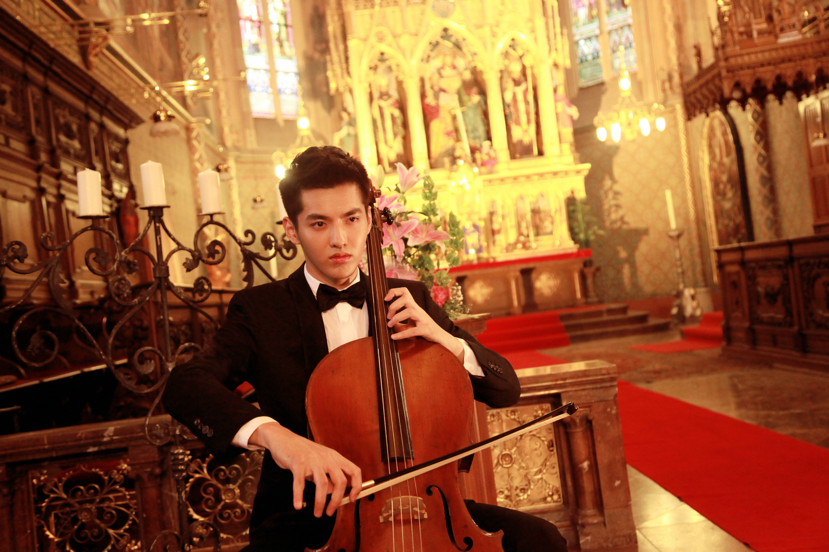 Still of Kris Wu in You yi ge di fang zhi you wo men zhi dao (2015)