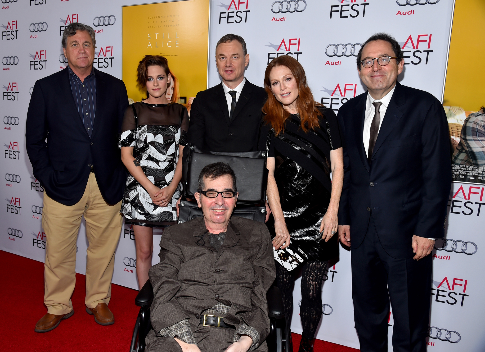 Julianne Moore, Richard Glatzer, Kristen Stewart, Wash Westmoreland, Michael Barker and Tom Bernard at event of Still Alice (2014)