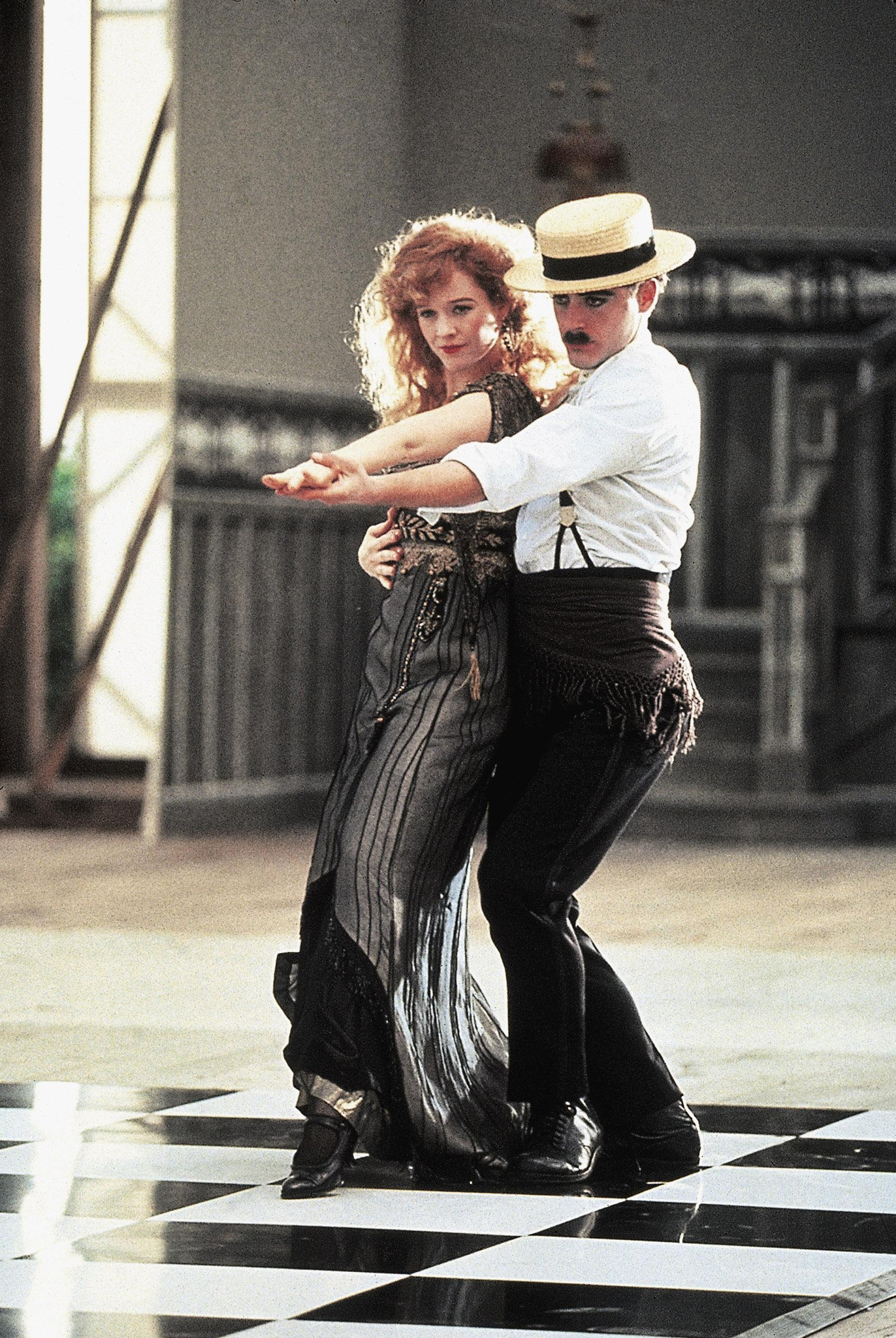 Still of Robert Downey Jr. and Penelope Ann Miller in Chaplin (1992)