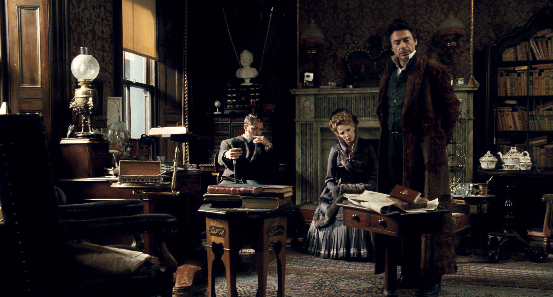 Still of Robert Downey Jr. in Sherlock Holmes (2009)