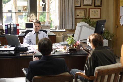 Still of Robert Downey Jr. and Anton Yelchin in Charlie Bartlett (2007)