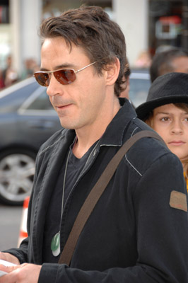 Robert Downey Jr. at event of Linksmos pedutes (2006)