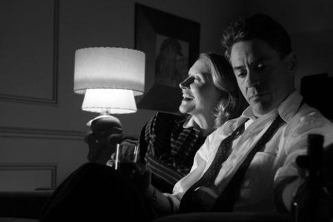 Still of Robert Downey Jr. and Patricia Clarkson in Good Night, and Good Luck. (2005)