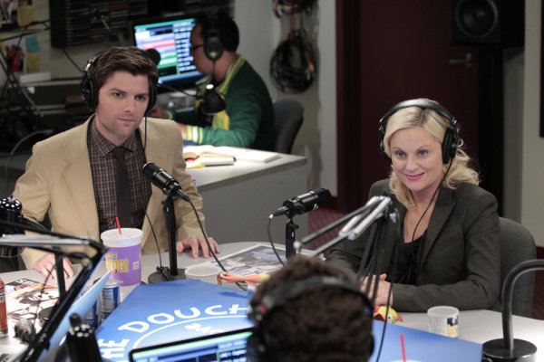 Still of Adam Scott and Amy Poehler in Parks and Recreation (2009)