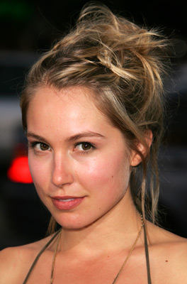 Sarah Carter at event of Undiscovered (2005)