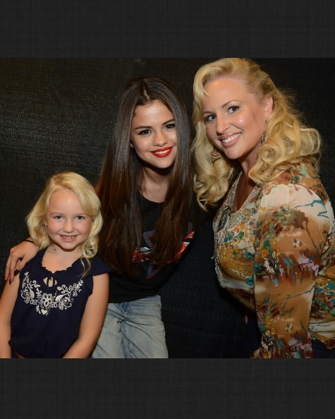Ava Telek with Selena Gomez and April Telek