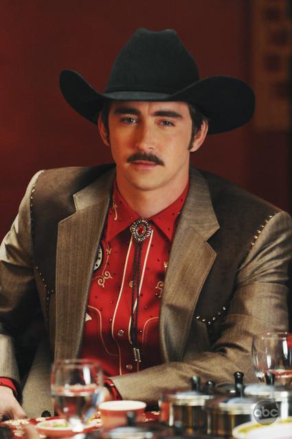 Still of Lee Pace in Pushing Daisies (2007)