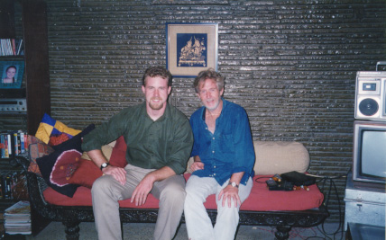 Jamie Avera in India with American/Indian actor Tom Alter.