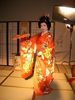 Sulinh Lafontaine as THE GEISHA in 'The Winter Butterfly'