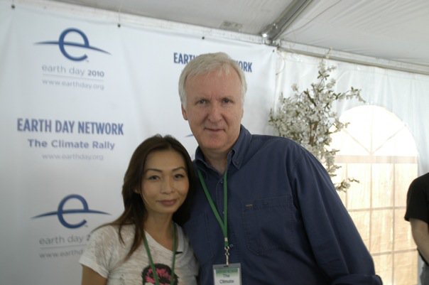 Sulinh & James Cameron at Earth Day 40th Anniversary, Post-interview