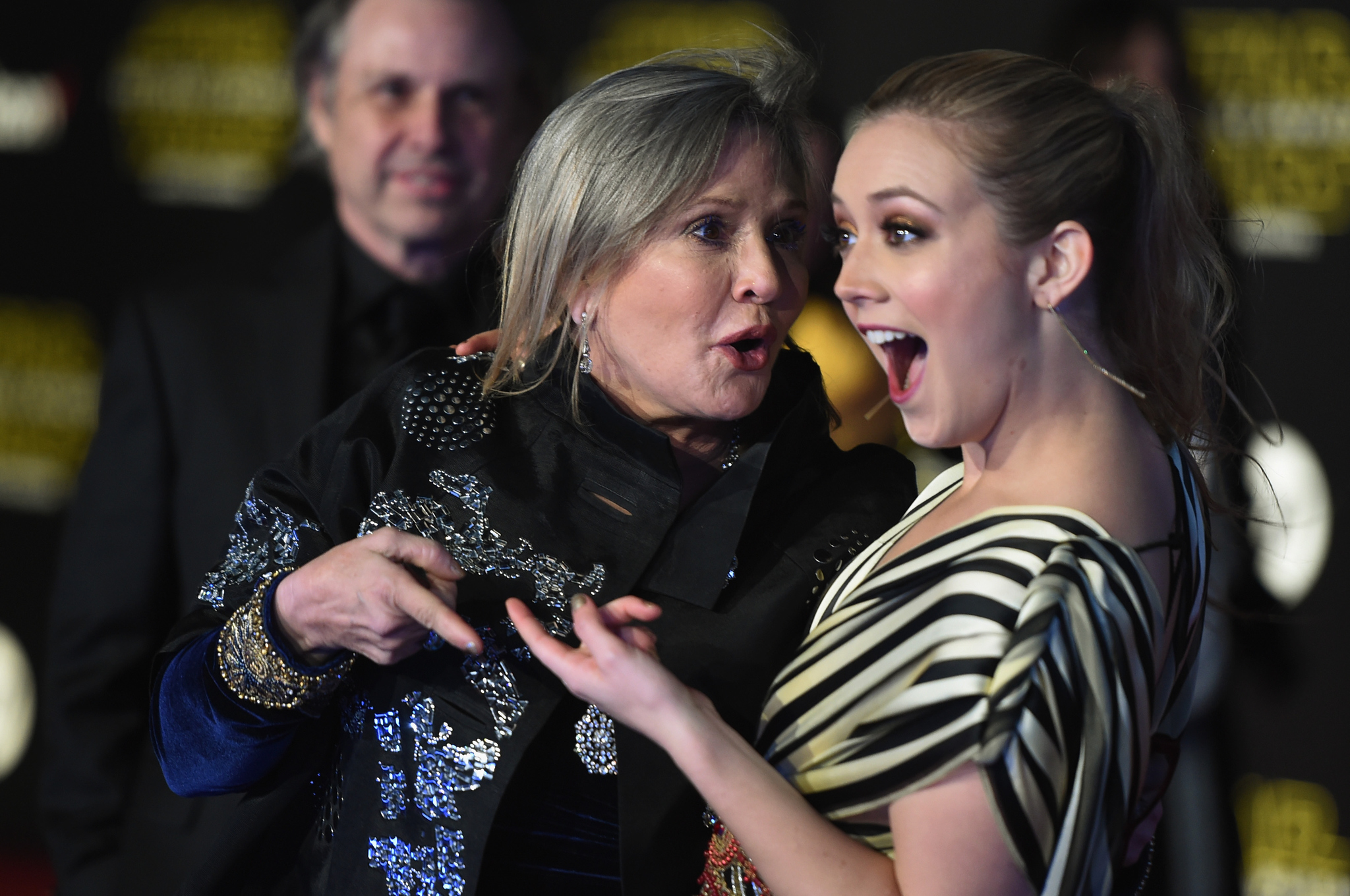 Carrie Fisher and Billie Lourd at event of Zvaigzdziu karai: galia nubunda (2015)