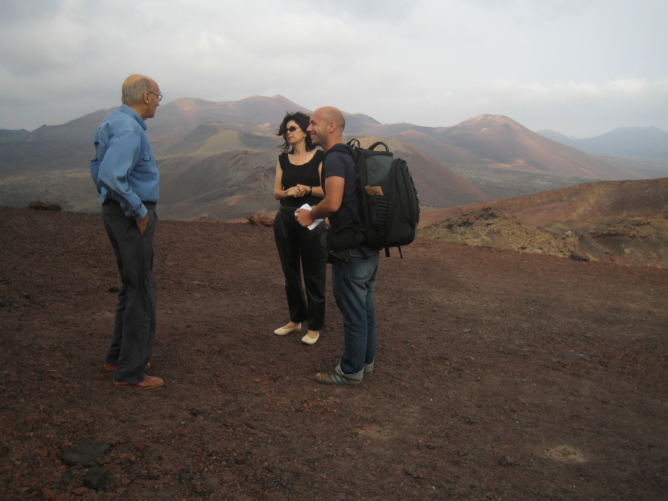 José Saramago, Miguel Gonçalves Mendes and Pilar del Río in José e Pilar (2010)