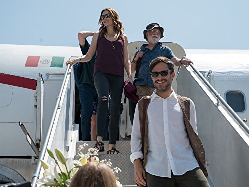 Still of Saffron Burrows, Gael García Bernal and John Miller in Mozart in the Jungle (2014)