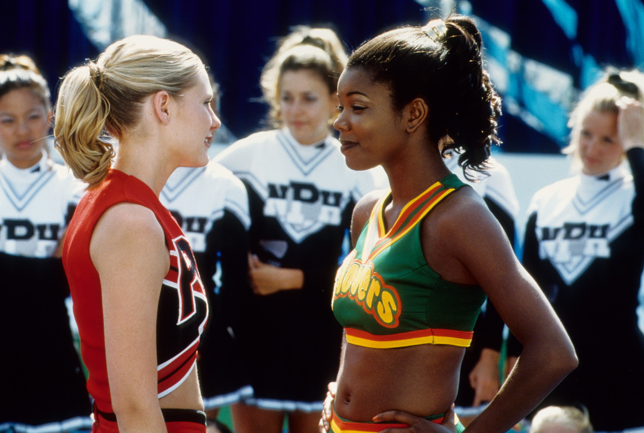 Still of Kirsten Dunst and Gabrielle Union in Bring It On (2000)