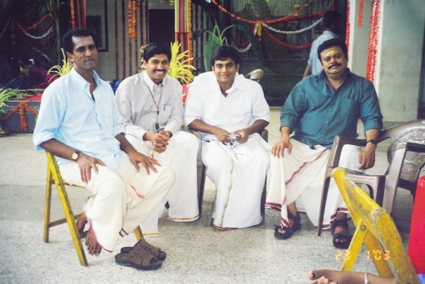 Ranga with the Actors and in the Set of Nala Damayanthi Madhavan, Madan Bob, Vaiyapuri