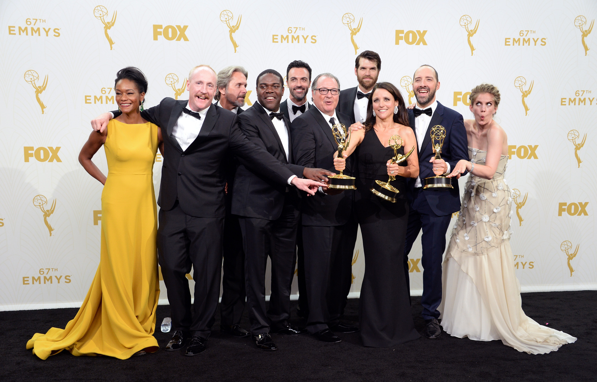 Julia Louis-Dreyfus, Anna Chlumsky, Gary Cole, Kevin Dunn, Tony Hale, Matt Walsh, Reid Scott, Sufe Bradshaw, Sam Richardson and Timothy Simons at event of The 67th Primetime Emmy Awards (2015)