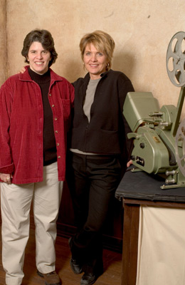 Lesli Klainberg and Gini Reticker at event of In the Company of Women (2004)