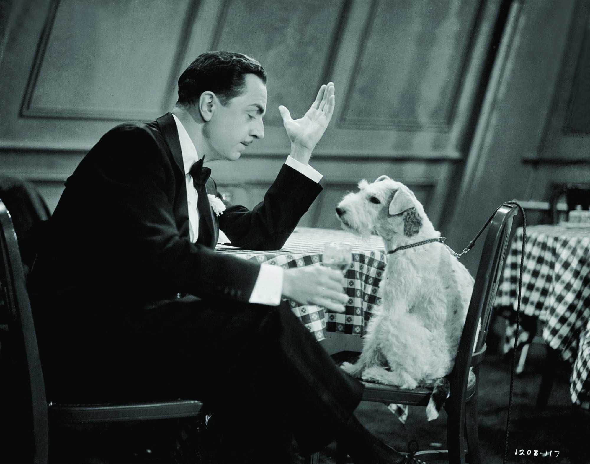 Still of William Powell and Asta a Dog in Shadow of the Thin Man (1941)