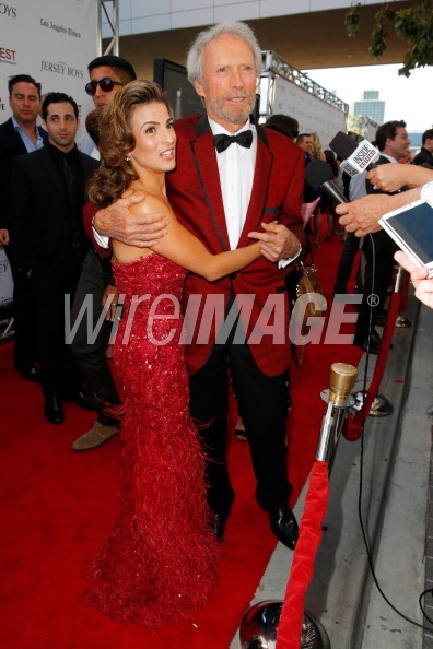 Clint and Renée on the red carpet of the 