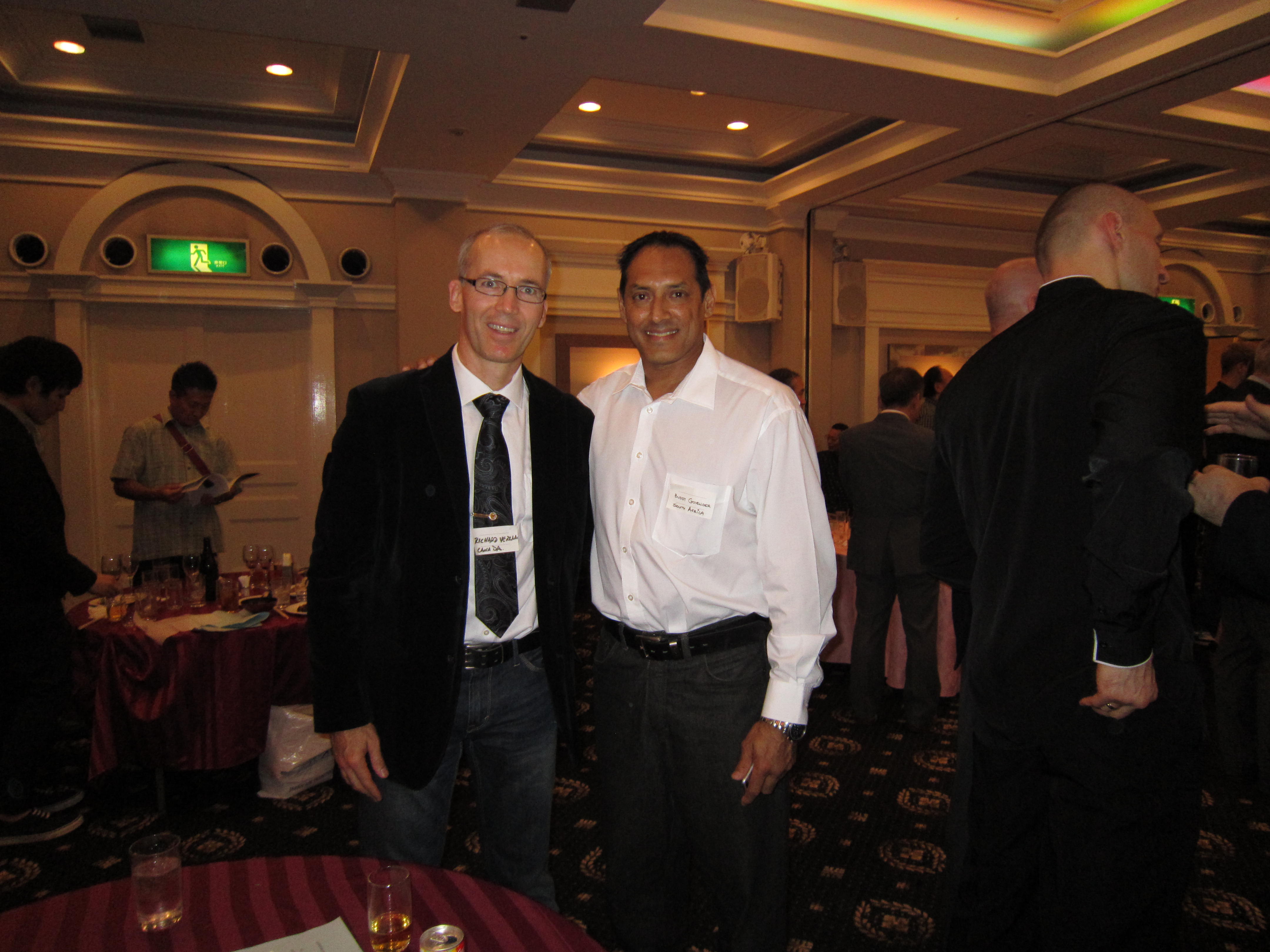 Richard Verlaan(l) with Buddy Govender president of South Africa OKGRJ