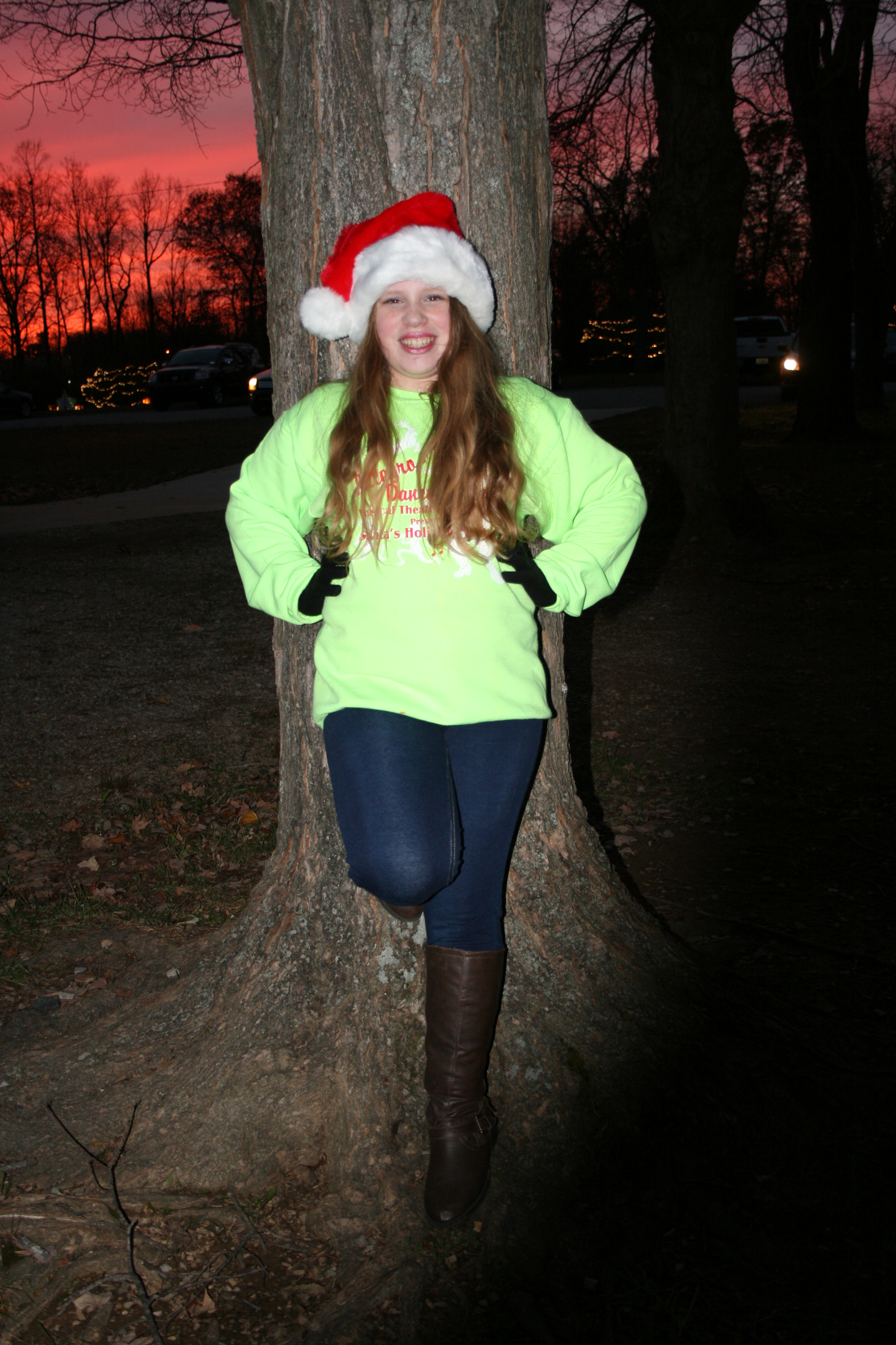 Molly Rose McCleerey Christmas in the Park 2014 pre-performance