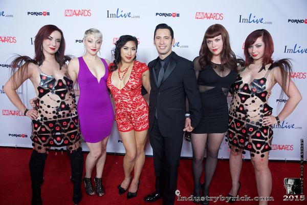 Dates of the 2015 AVN host, Tommy Pistol (centre) - from left to right, Jen Soska, Pony Gold, Mia Li, Nikki Swarm, and Sylvia Soska.