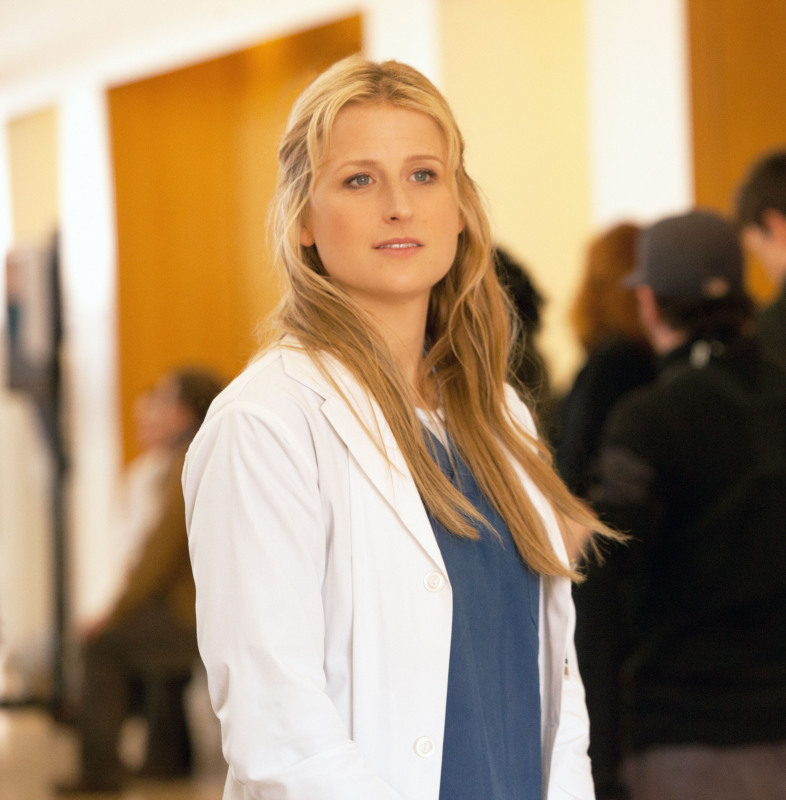 Still of Mamie Gummer in Emily Owens M.D.: Pilot (2012)