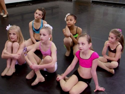 Still of Maddie Ziegler, Mackenzie Ziegler, Paige Hyland, Chloe Lukasiak, Nia Sioux Frazier and Brooke Hyland in Dance Moms (2011)