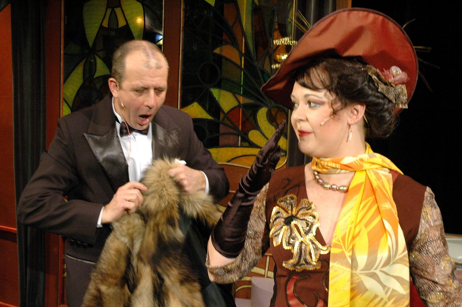 Still of Péter Dudás and Kornélia Nagy in Gyertyafény keringö (2005)