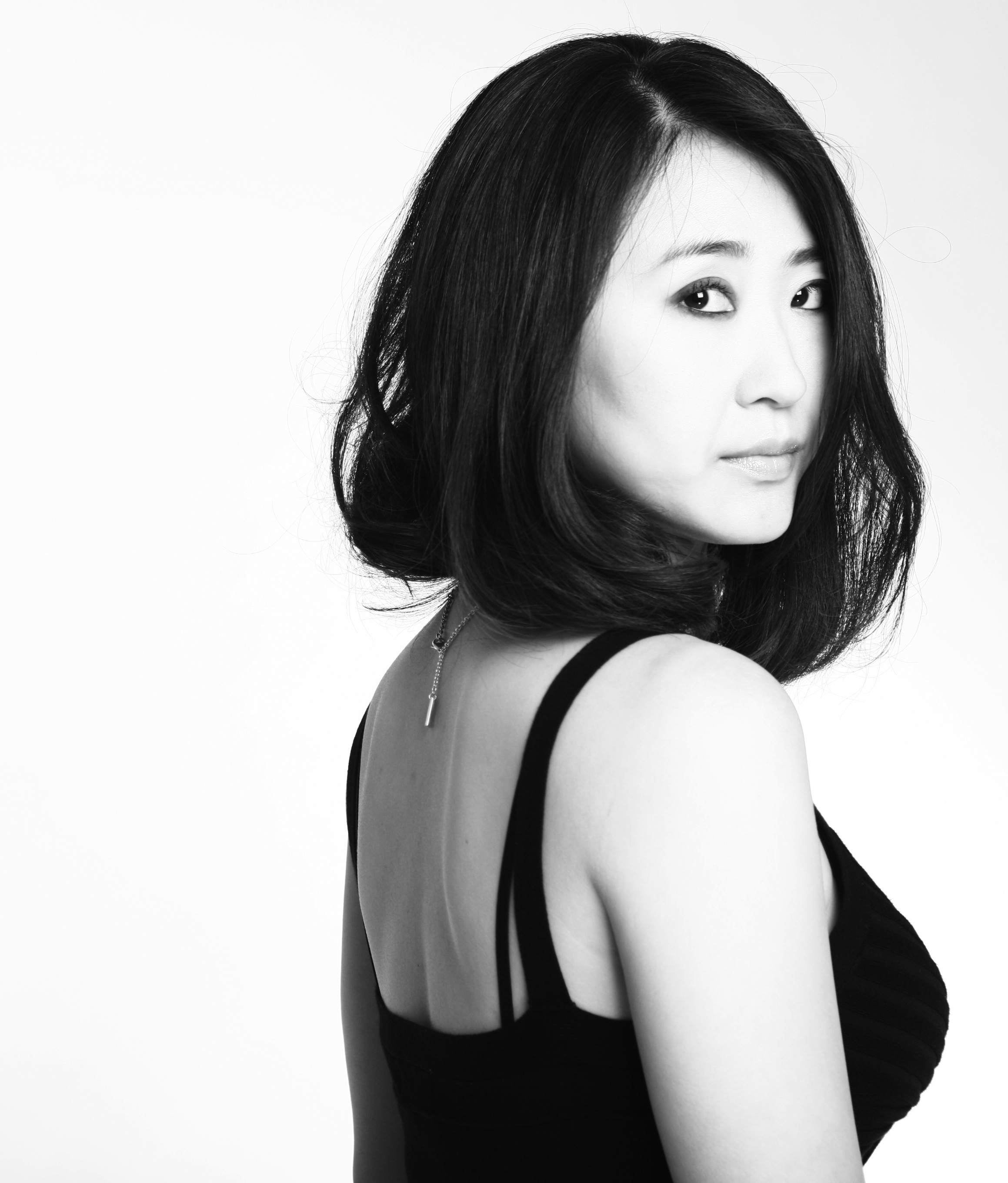 Minhee Yeo - as Freya Balton in REPLAY, Onstage Tonight Productions
