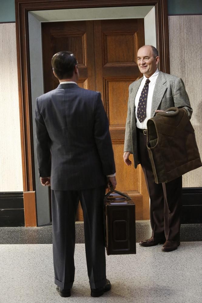 Still of Ralph Brown and Shea Whigham in Agent Carter (2015)