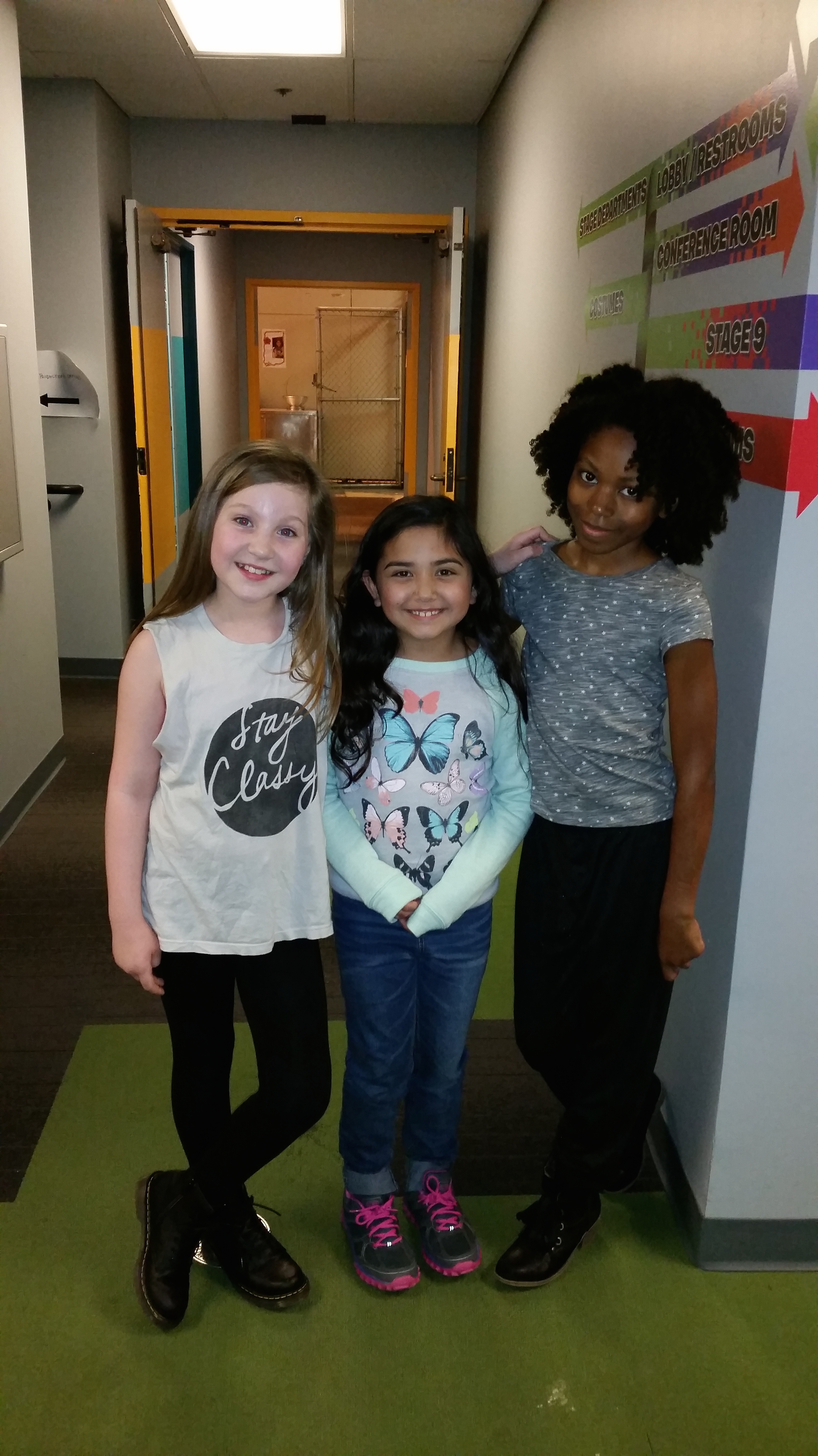 Nickelodeon Studios with Ella Anderson and Riele Downs