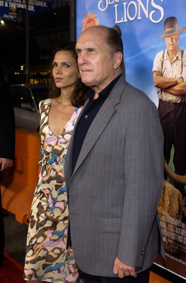 Robert Duvall and Luciana Pedraza at event of Secondhand Lions (2003)