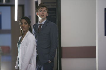 Still of David Tennant and Freema Agyeman in Doctor Who (2005)