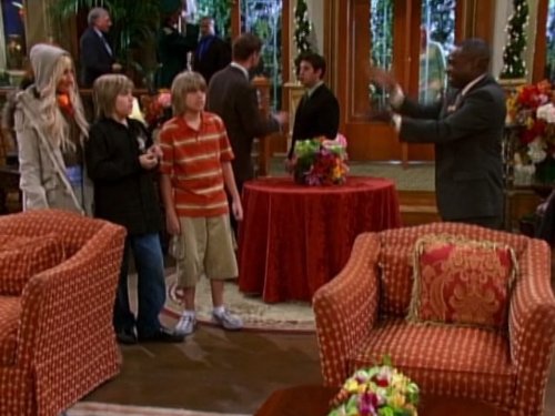 Still of Phill Lewis, Cole Sprouse, Dylan Sprouse and Ashley Tisdale in The Suite Life of Zack and Cody (2005)