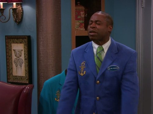 Still of Phill Lewis in The Suite Life on Deck (2008)