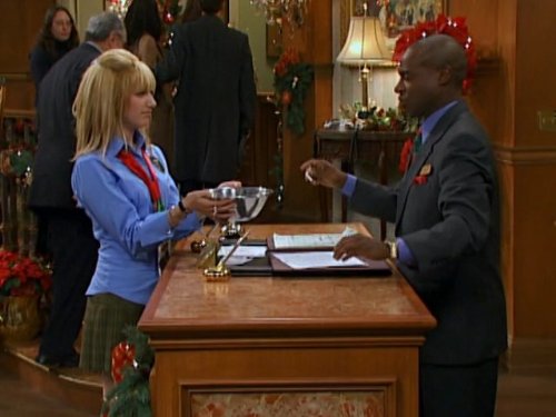 Still of Phill Lewis and Ashley Tisdale in The Suite Life of Zack and Cody (2005)