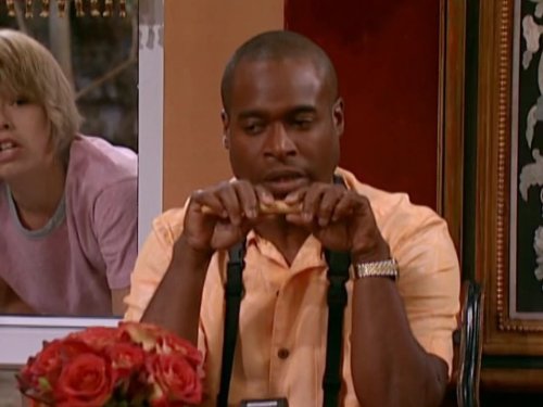 Still of Phill Lewis and Cole Sprouse in The Suite Life on Deck (2008)