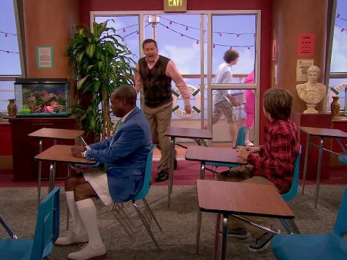 Still of Michael Hitchcock, Phill Lewis and Dylan Sprouse in The Suite Life on Deck (2008)